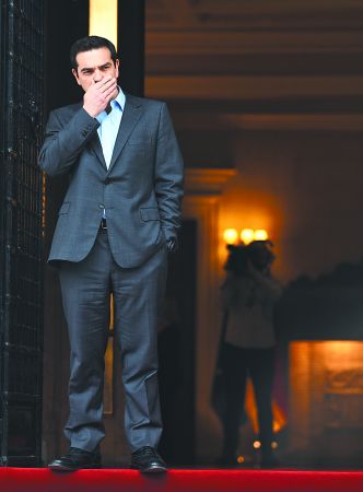 Φθηνά κόλπα στην πολιτική κουζίνα του Μαξίμου