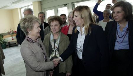 Στη Σύμη η πρόεδρος της Δημοκρατικής Συμπαράταξης Φώφη Γεννηματά