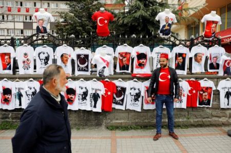 Η Τουρκία σε τροχιά αστάθειας είτε κερδίσει ο Ερντογάν είτε χάσει