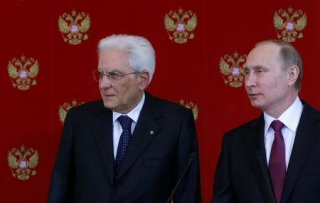 Πούτιν: Υπάρχουν σχέδια για νέες «κατασκευασμένες» επιθέσεις με χημικά