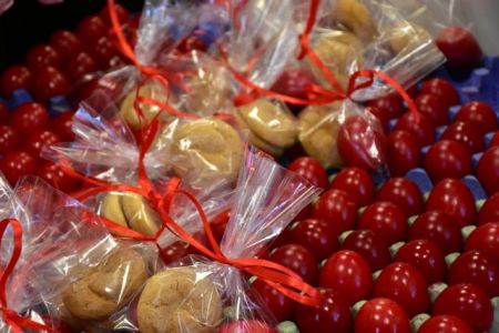 Πώς θα λειτουργήσουν τα καταστήματα το Μ. Σάββατο