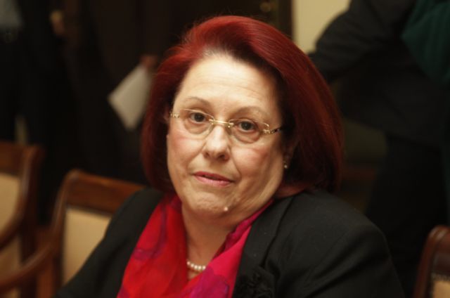 «Παράνομη και δυσφημιστική η χρήση της φωτογραφίας μου»