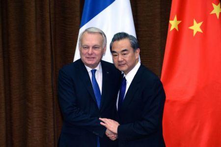 Γάλλος ΥΠΕΞ: Η συνέντευξη Άσαντ ήταν «100% ψέματα»