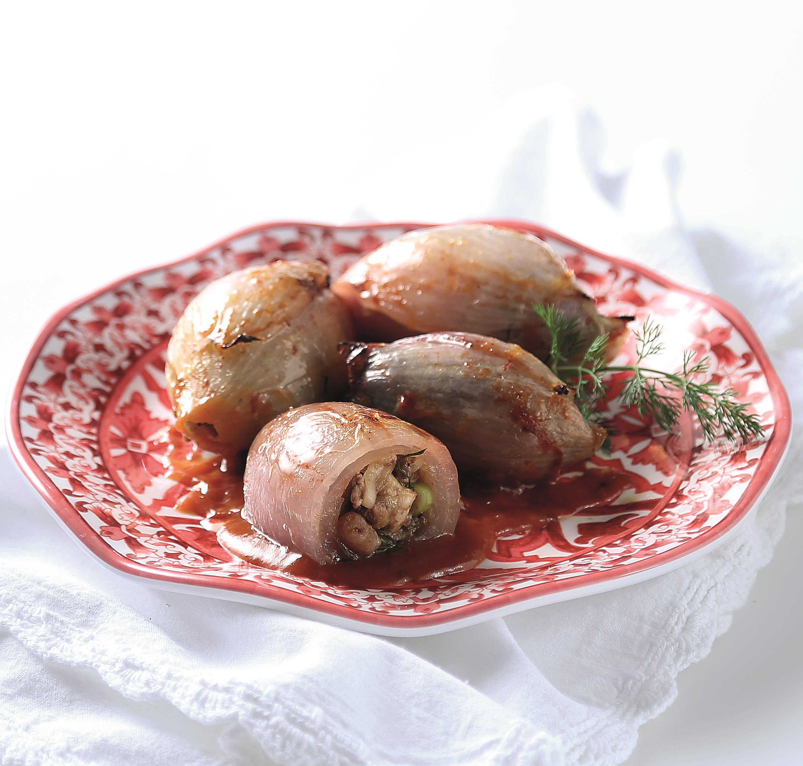 Γεμιστά κρεμμύδια με συκωτάκια