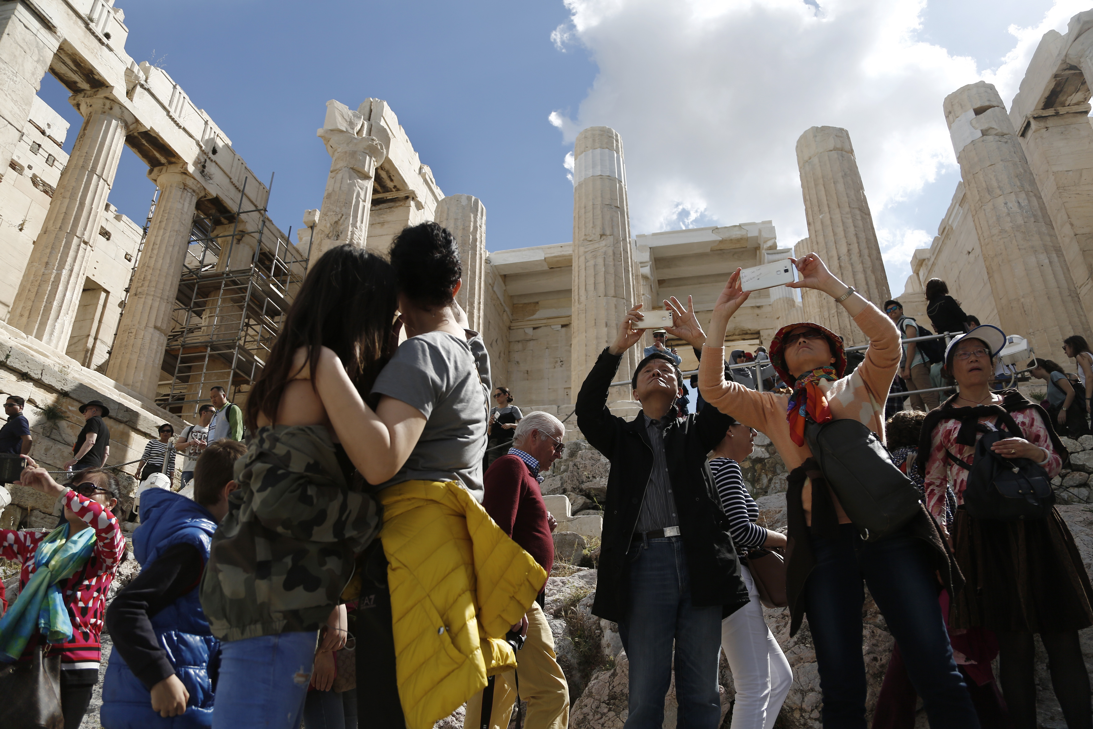 Ρεκόρ για την Αθήνα με 4,6 εκατ. τουρίστες το 2016