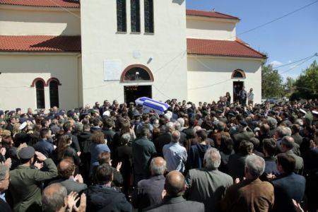 Καρδίτσα: «Τελευταίο αντίο» στον συνταγματάρχη Θωμά Αδάμου