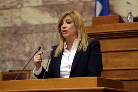 Γεννηματά: Συμφωνία ντροπής και καταδίκης της χώρας