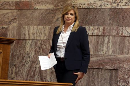 Διακομματική επιτροπή για το δημογραφικό πρόβλημα ζητά η Γεννηματά