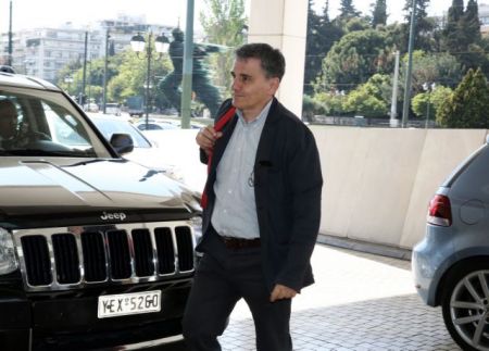 Θέλουν λύση για το χρέος αλλά δεν δίνουν «δώρα»