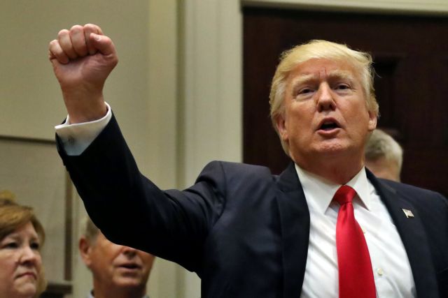 Reaganomics α λα Ντόναλντ Τραμπ