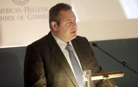 Π. Καμμένος: Ανανεώνουμε τον στρατηγικό μας σχεδιασμό για Βαλκάνια, Μέση Ανατολή και Τουρκία