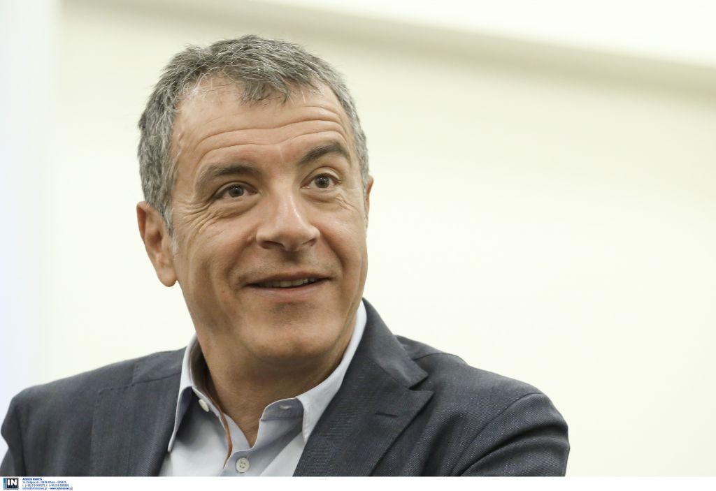 Επίσκεψη του Στ. Θεοδωράκη στις εγκαταστάσεις της Chipita