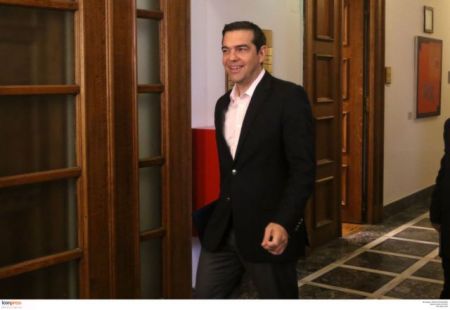 Επισκέψεις Τσίπρα σε υπουργεία και συνάντηση του με Πούτιν