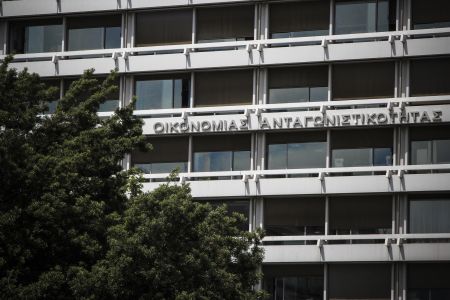 F-16 και κοινωνικό μέρισμα προκαλούν τριβές μεταξύ θεσμών και κυβέρνησης