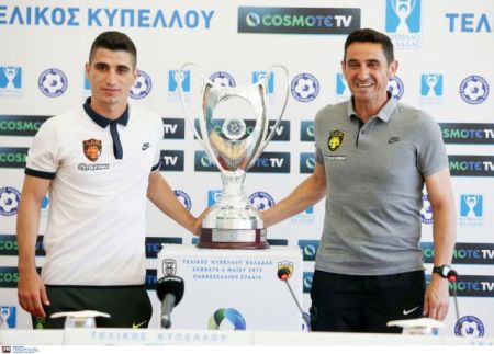 Χιμένεθ: «Σκέφτομαι την ΑΕΚ και όχι τον εαυτό μου»