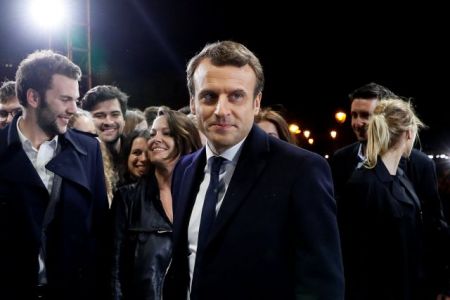 Εκπλήξεις σε Γάλλους και Σόιμπλε ετοιμάζει ο Μακρόν