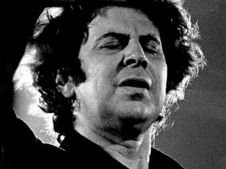 Αφιέρωμα στον Μίκη Θεοδωράκη με 1.000 χορωδούς από όλη την Ελλάδα