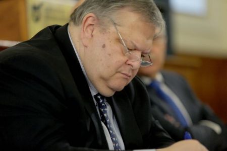Βενιζέλος: Δημαγωγική απάτη τα αντίμετρα της κυβέρνησης