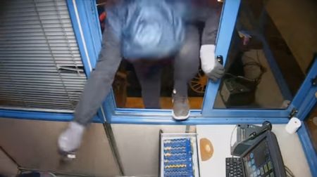 Πρόβλημα σε …αρραβώνες εμπόδισε την ΕΛΑΣ να εξαρθρώσει δύο μήνες νωρίτερα την «συμμορία των χρηματοκιβωτίων»