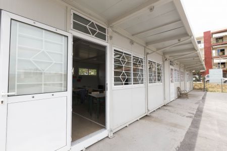 Εκτεταμένη έρευνα της ΕΛ.ΑΣ. στο Μενίδι για τον θάνατο του αγοριού