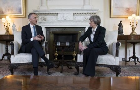 Χιλιάδες στρατιώτες στο Αφγανιστάν σκέφτεται να στείλει το ΝΑΤΟ