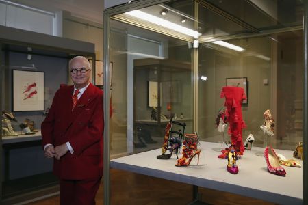 Ο Μανόλο Μπλάνικ δεν αγαπά μόνο τις γυναίκες