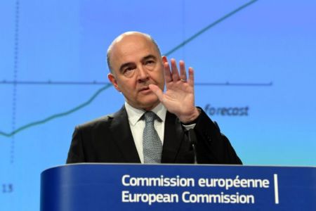 Μοσκοβισί: Έκκληση για μια «συνολική» συμφωνία