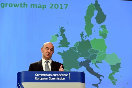 Μοσκοβισί: Πολύ κοντά σε συμφωνία για το ελληνικό χρέος