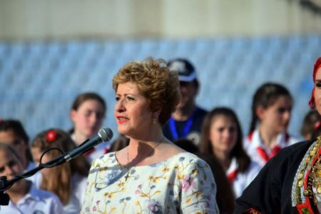 Κόλλια-Τσαρουχά: Εθνικισμός και ακρότητα είναι να «εξαγιάζεις» τον αλυτρωτισμό