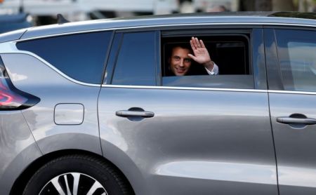 Πρωθυπουργό ανακοινώνει ο Μακρόν προτού ταξιδέψει στο Βερολίνο