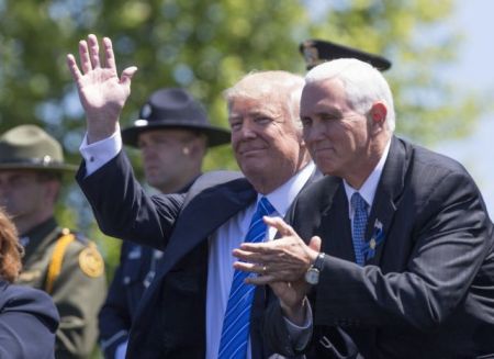 Ο Τραμπ και το ενδεχόμενο της καθαίρεσης