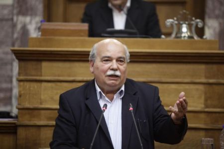 Νίκος Βούτσης: «Η Δημοκρατία δεν φοβάται και δεν λυγίζει»
