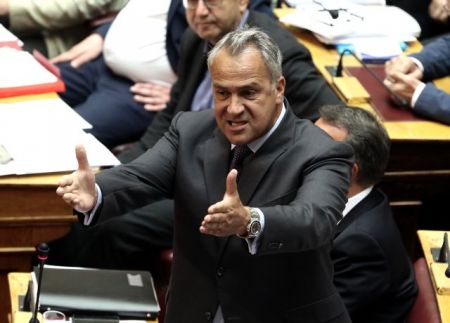 Βορίδης: Συνεχίζει να αποφυλακίζει εγκληματίες η κυβέρνηση