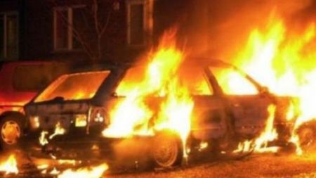 Στις φλόγες 5 ΙΧ στον λόφο του Στρέφη