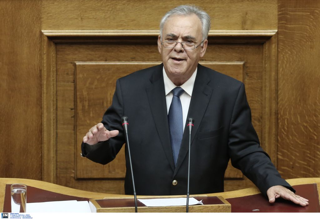 Δραγασάκης: Δεν γίνεται διαρκώς να μετατίθεται χωρίς συνέπειες το θέμα του χρέους