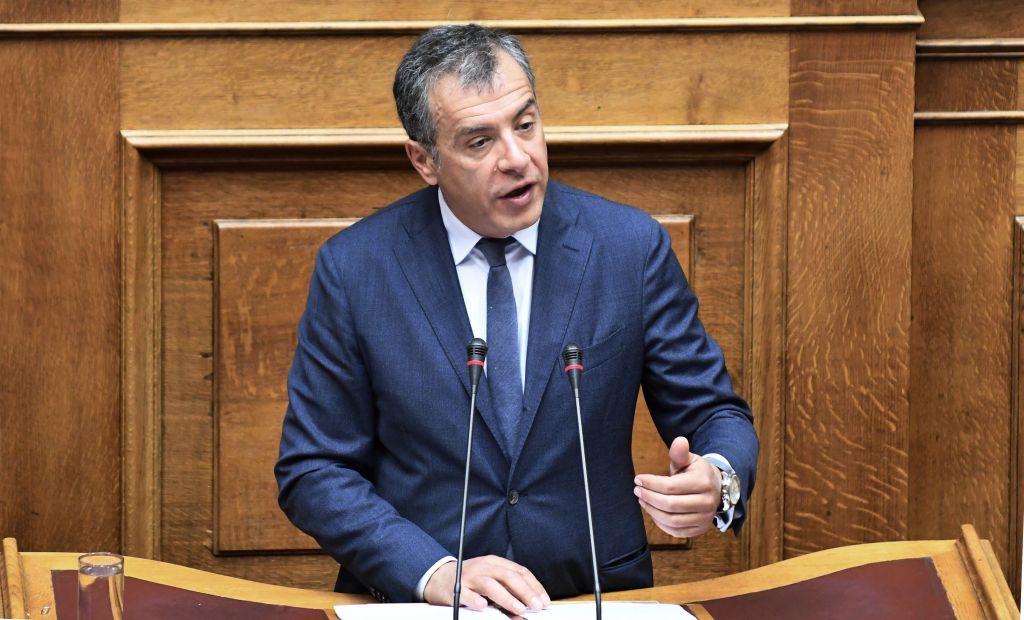 Θεοδωράκης – Novartis: Το κόμμα του αποχωρεί από τη συνέχιση της διαδικασίας