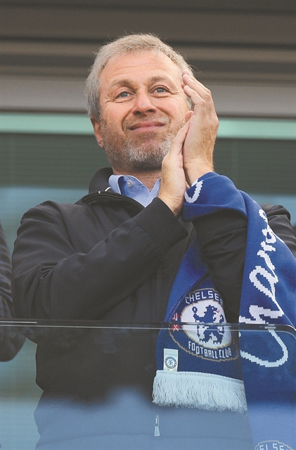 Από το κασκόλτης Τσέλσιστη θηλιάτων κυρώσεων