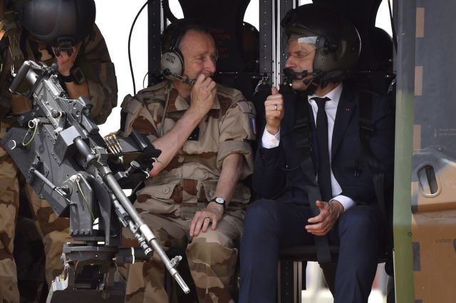 Σε επιθέσεις κατά Γάλλων στρατιωτών καλεί η Αλ Κάιντα