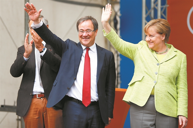 Ο επίμονος κληρονόμος της Μέρκελ