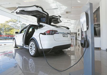 Αντίπαλον δέος της Tesla Mercedes και Volkswagen