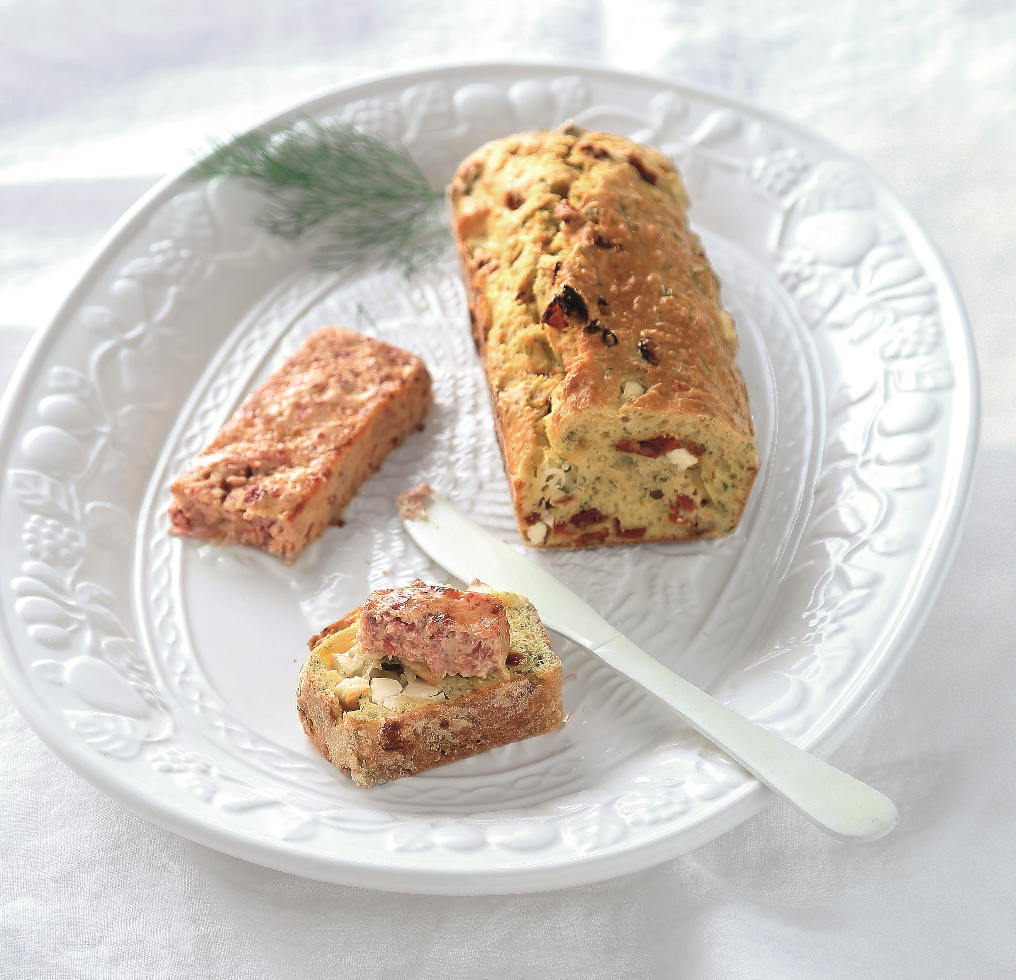 Πουτίγκα με καβουρμά σε αλμυρό κέικ