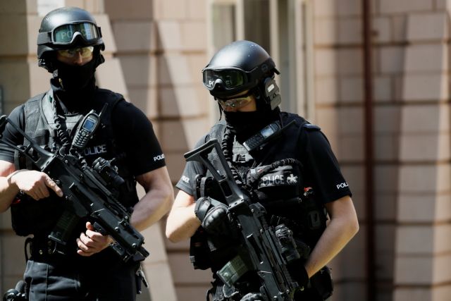 Στο μέγιστο το επίπεδο συναγερμού στη Βρετανία, φόβοι για νέα επίθεση – Εγκρίθηκε συνδρομή του στρατού