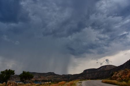 Με βροχές, καταιγίδες και χιόνια ο καιρός το Σάββατο