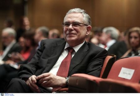 Στη Μονάδα Αυξημένης Φροντίδας μετακινείται ο Λουκάς Παπαδήμος