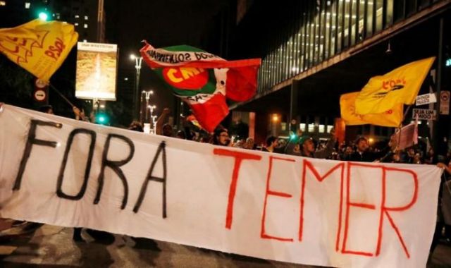 Σκάνδαλα, λιτότητα και βία πνίγουν την Βραζιλία