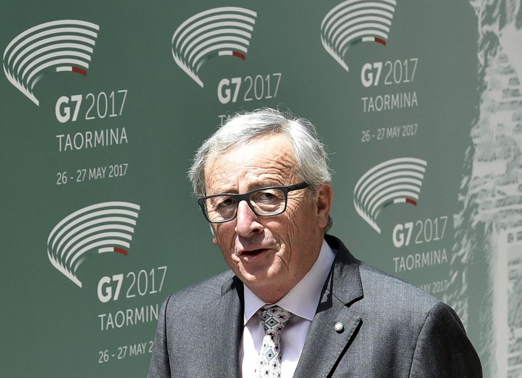 Γιούνκερ: Εμβληματική προσωπικότητα ο Κωνσταντίνος Μητσοτάκης