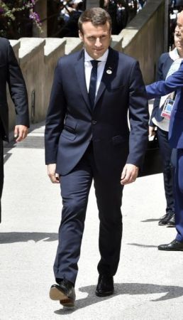 Φιλίπ Ετιέν: Ποιος είναι ο «γκουρού» της διπλωματίας του Μακρόν