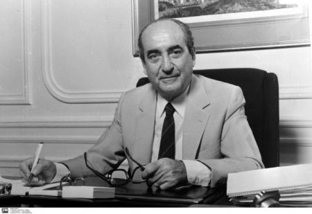 Κωνσταντίνος Μητσοτάκης: Εζησε με πάθος, προκάλεσε πάθη, κατέκτησε τον σεβασμό