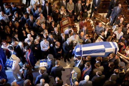 Κηδεύτηκε ο Κωνσταντίνος Μητσοτάκης στα Χανιά
