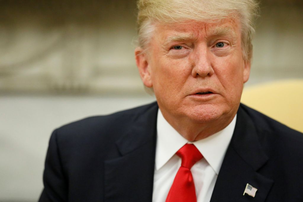 Τραμπ στηρίζει πετρελαϊκή αγορά